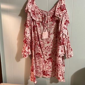 Super cute off the shoulder tank.